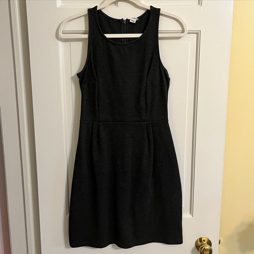Grey fitted dress